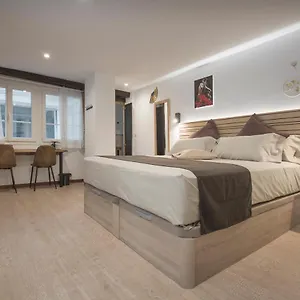 Emilysuites - Centro Historico Homestay Malaga